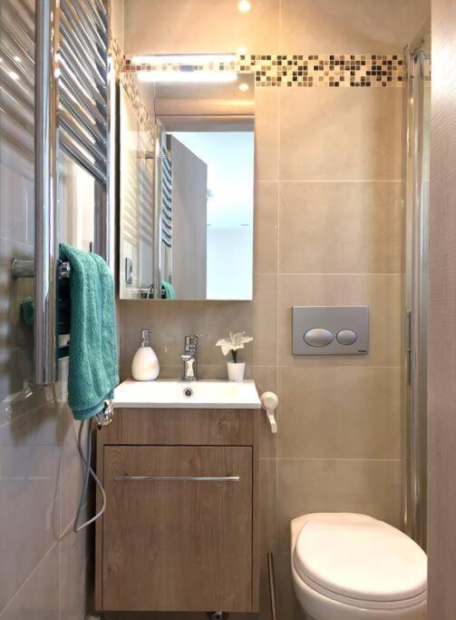 Emerald Mini Suite:Your Deluxe Studio In Kalamaria Tessalónica Exterior foto